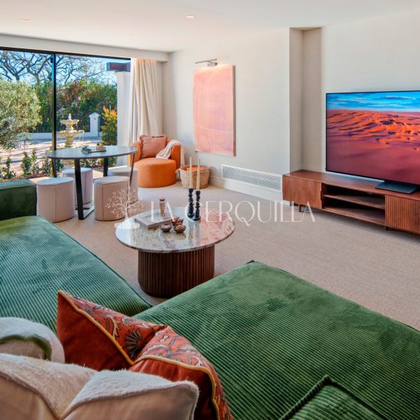 Frontline-Golf-Villa-One-for-Sale-in-La-Cerquilla-Marbella-(35)