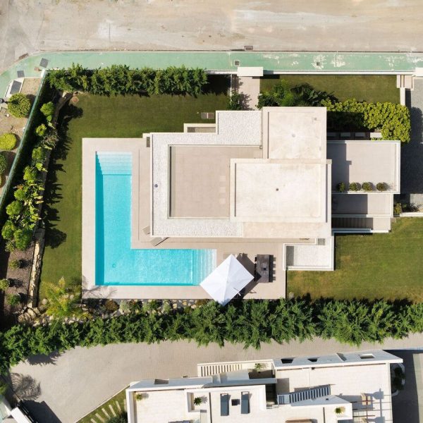 villa-elysia-for-sale-in-la-cerquilla-nueva-andalucia-marbella (3)